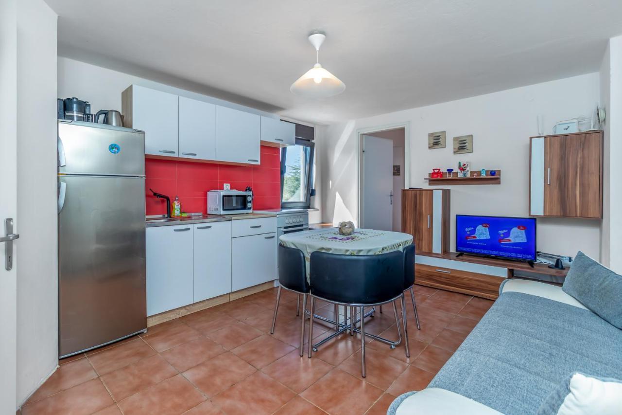 Maestral Apartments Малинська Екстер'єр фото